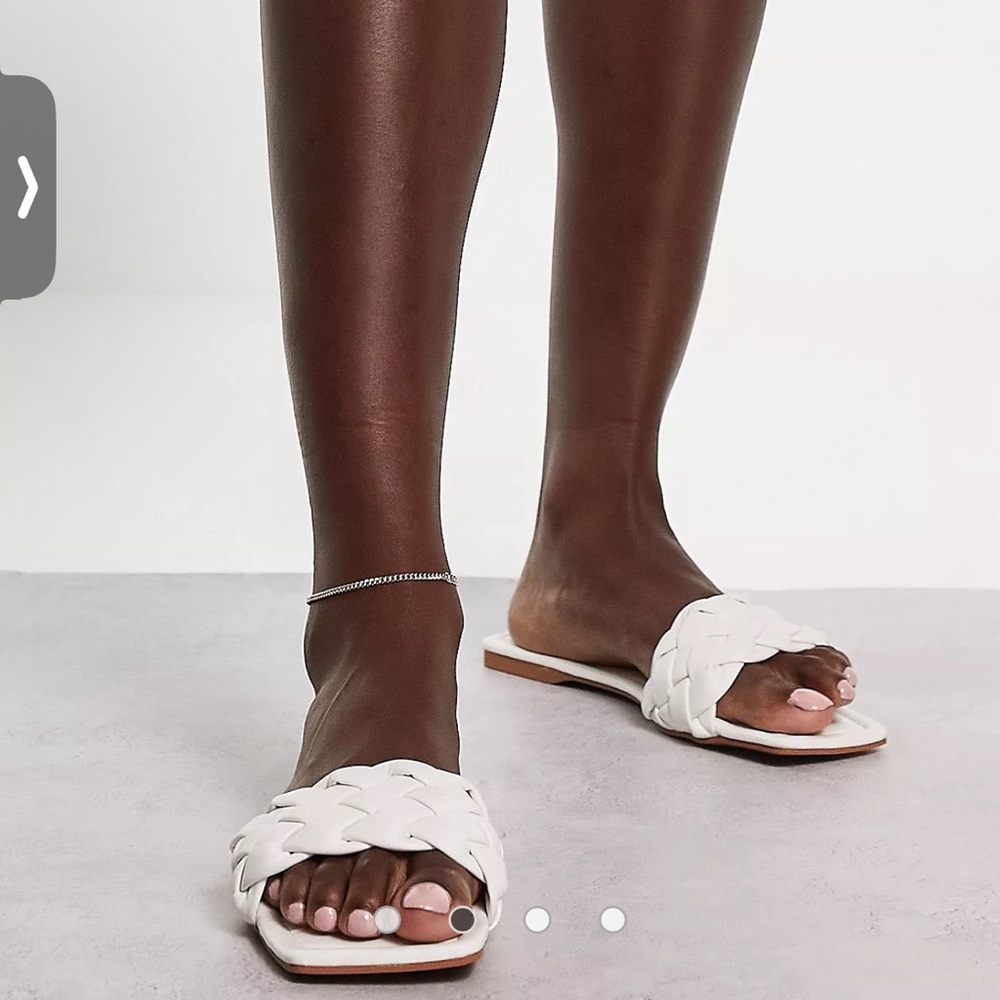 ASOS SANDAL NEVER WORN
